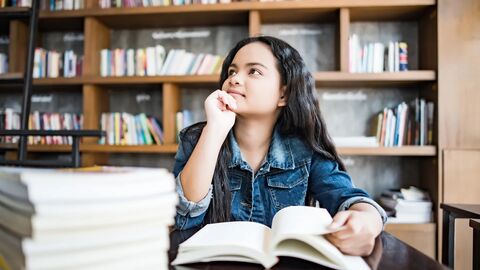 Tư duy phản biện và giải quyết vấn đề: Bí quyết nâng điểm IELTS và thành công trong học tập – sự nghiệp