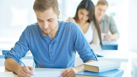 Tâm lý phòng thi IELTS: kỹ năng kiểm soát áp lực để đạt band mục tiêu