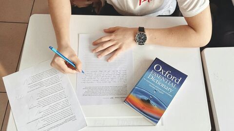 Các dạng biểu đồ trong IELTS Writing Task 1: Nhận diện đúng – phân tích sâu – viết chuẩn học thuật