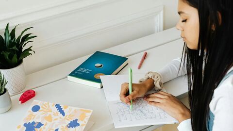 Những lỗi tư duy khiến IELTS Writing Task 2 mãi ở band 6