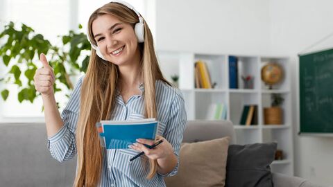 Cách tăng IELTS Listening từ band 6 lên 7: Sửa chiến lược, không chỉ luyện nhiều