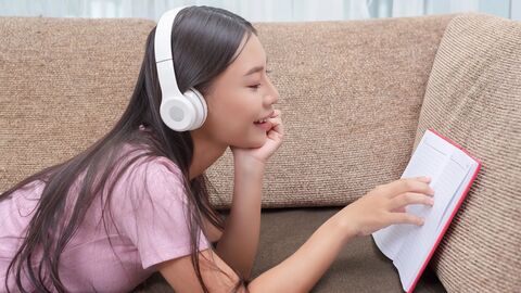 IELTS Listening – Cấu trúc đề thi 4 sections và chiến lược theo từng phần