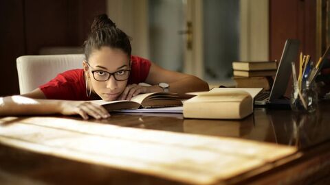 Reading cho người mất gốc: Lộ trình học lại từ đầu để không bị ngợp