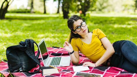 IELTS có cần giỏi ngữ pháp không? Hiểu đúng để không học sai hướng