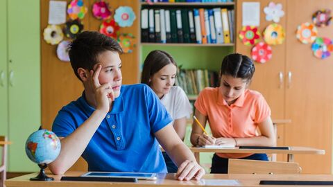 Collocations chủ đề Education và cách rewrite để nâng band IELTS