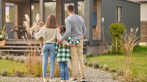 Housing – Describing Trends trong IELTS: Cách diễn đạt xu hướng nhà ở học thuật, rõ ràng và thuyết phục