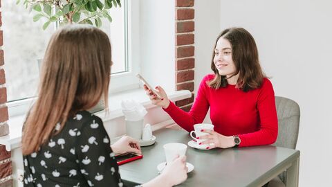 Collocations nâng band Writing IELTS: Cách dùng đúng để đạt 7+ một cách bền vững