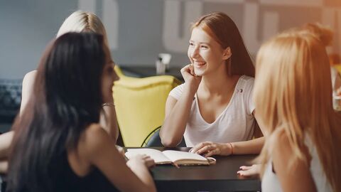 Paraphrase using linking: Làm chủ liên từ để diễn đạt linh hoạt và mạch lạc