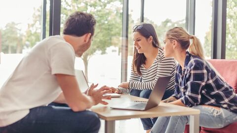 Synonyms luyện tập hiệu quả trong IELTS: Từ biết nhiều đến dùng đúng