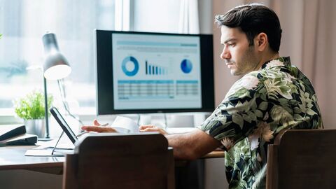 Table IELTS Writing Task 1: Cách phân tích và viết bài chi tiết để không bị “ngợp số liệu”