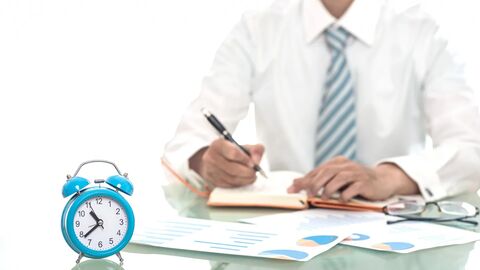 Time Expressions trong IELTS Writing Task 1: Cách diễn đạt thời gian tự nhiên và nâng band hiệu quả