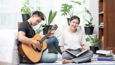 Hobbies trong IELTS Speaking Part 1: Cách trả lời tự nhiên và ghi điểm với chủ đề quen thuộc