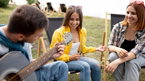 Hướng dẫn toàn diện IELTS Speaking Part 1 chủ đề Music giúp nâng band rõ rệt